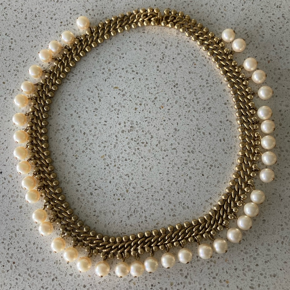 Vintage gold plated necklace w/artificial pearls